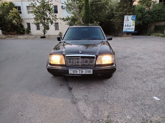 Mercedes 250 D-13