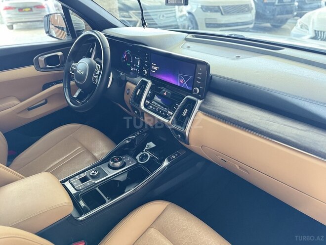 Kia Sorento-16