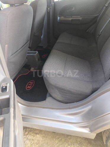 Kia Rio-7