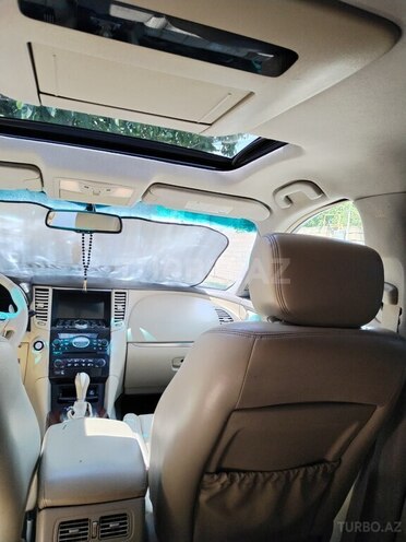Infiniti FX35-8