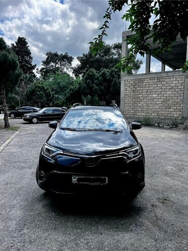 Toyota RAV4-1