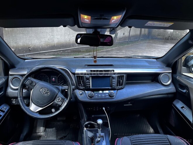 Toyota RAV4-13
