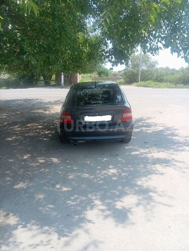 Opel Vectra-12