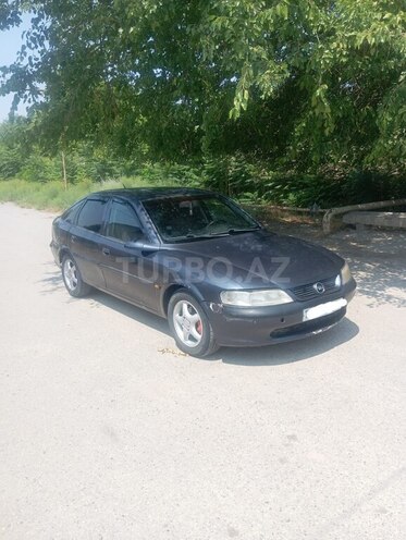 Opel Vectra-5