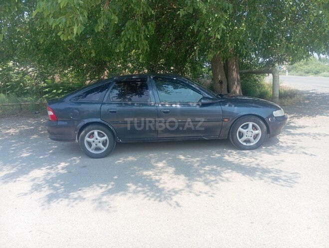 Opel Vectra-7