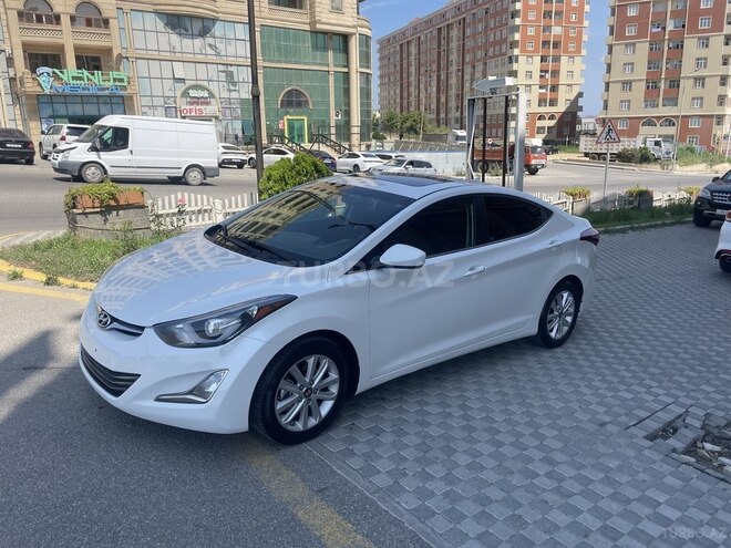 Hyundai Elantra-5