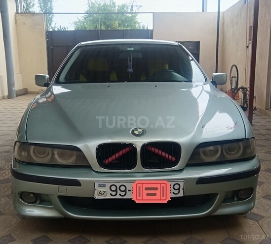 BMW 520-1
