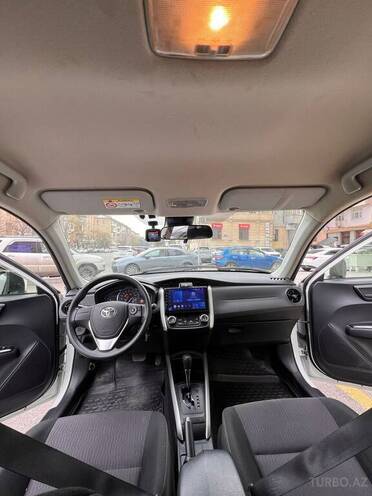 Toyota Corolla Fielder-10