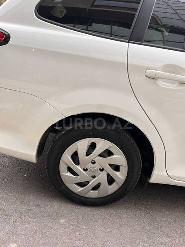 Toyota Corolla Fielder-3
