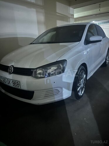 Volkswagen Polo-1
