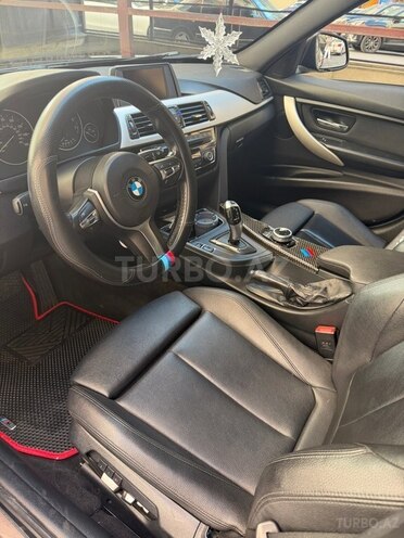 BMW 320-4