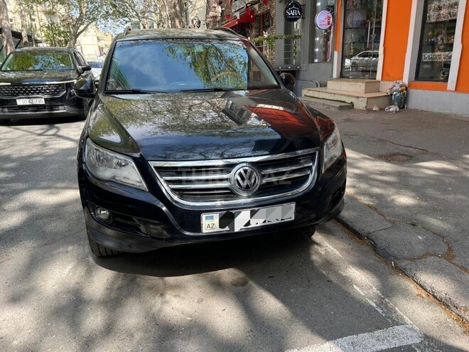 Volkswagen Tiguan-1