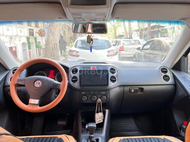 Volkswagen Tiguan-6