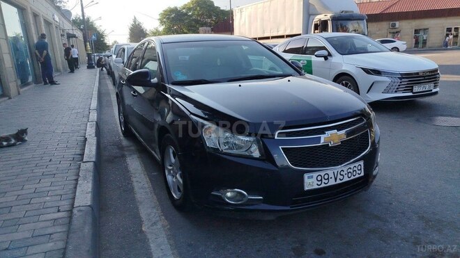 Chevrolet Cruze-1