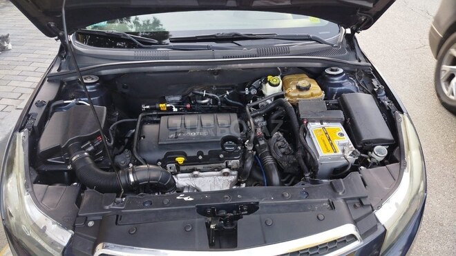 Chevrolet Cruze-6