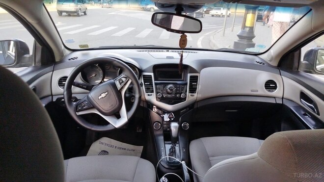 Chevrolet Cruze-3