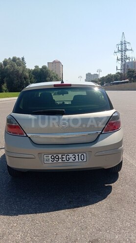 Opel Astra-2