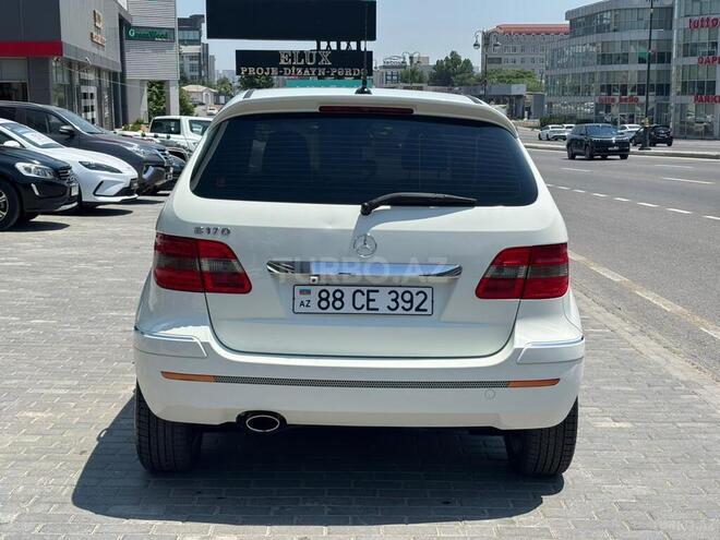 Mercedes B 170-6