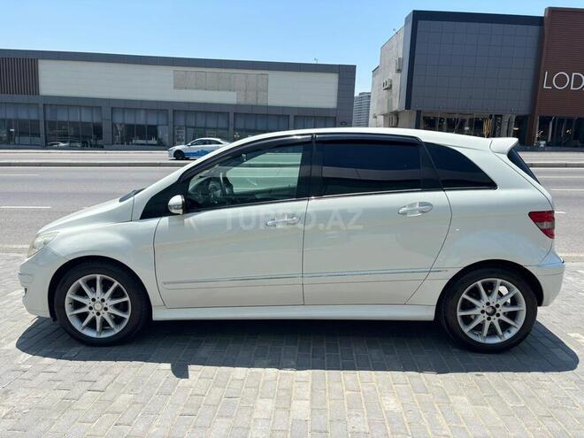 Mercedes B 170-4
