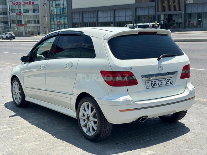 Mercedes B 170-5