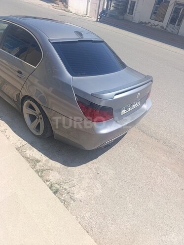 BMW 530-8