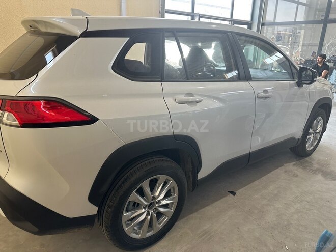 Toyota Corolla Cross-4