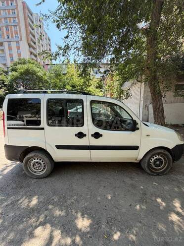 Fiat Doblo-4