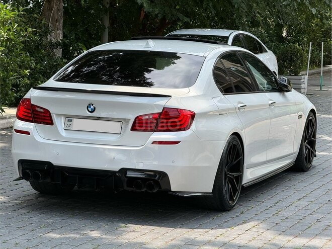 BMW 528-12
