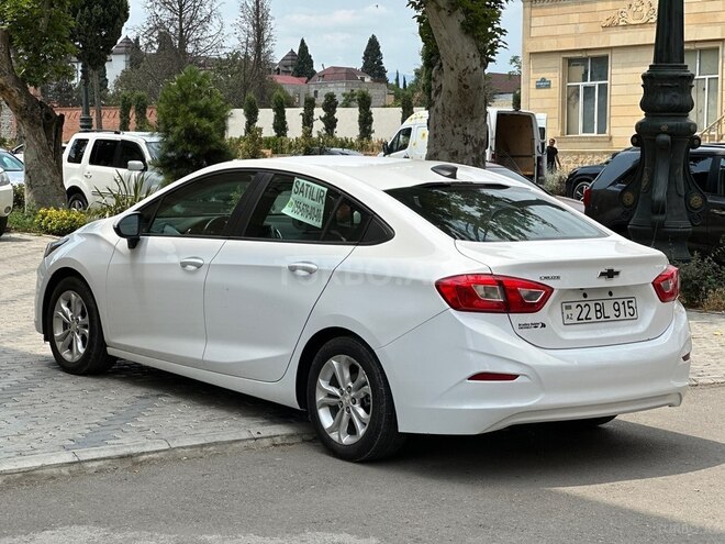 Chevrolet Cruze-7