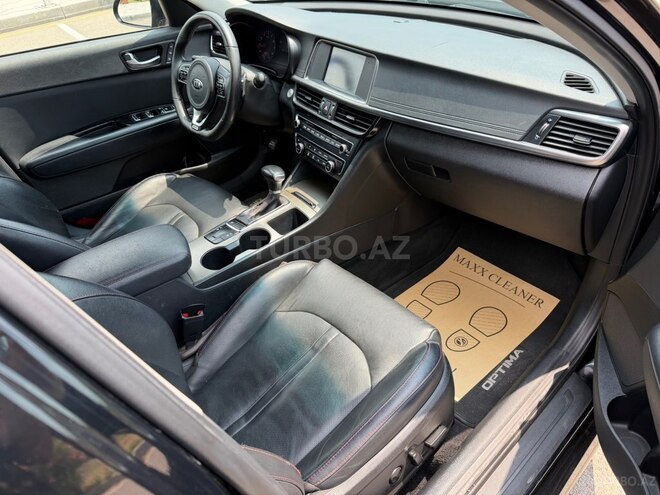 Kia Optima-13