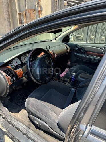 Dodge Intrepid-5