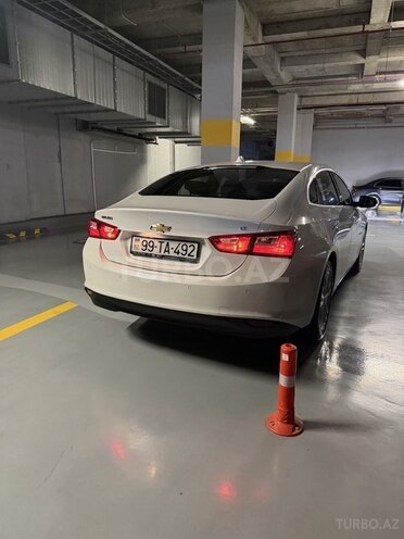 Chevrolet Malibu-3