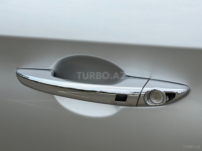 Hyundai Sonata-21