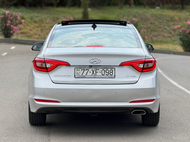 Hyundai Sonata-10