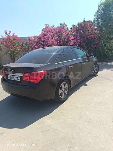 Chevrolet Cruze-2