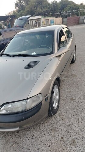Opel Vectra-3
