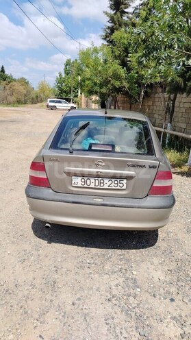 Opel Vectra-7