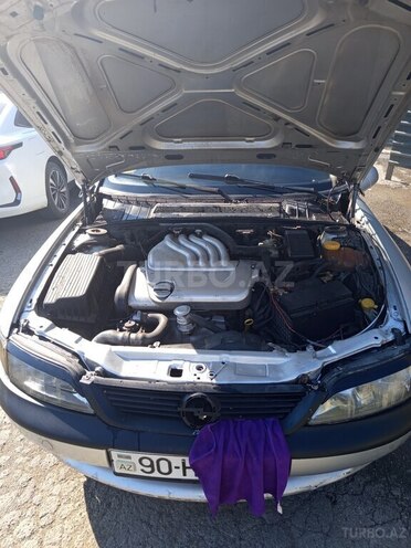Opel Vectra-5