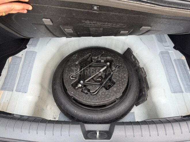 Hyundai Sonata-28