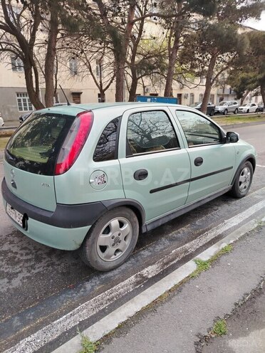 Opel Corsa-3