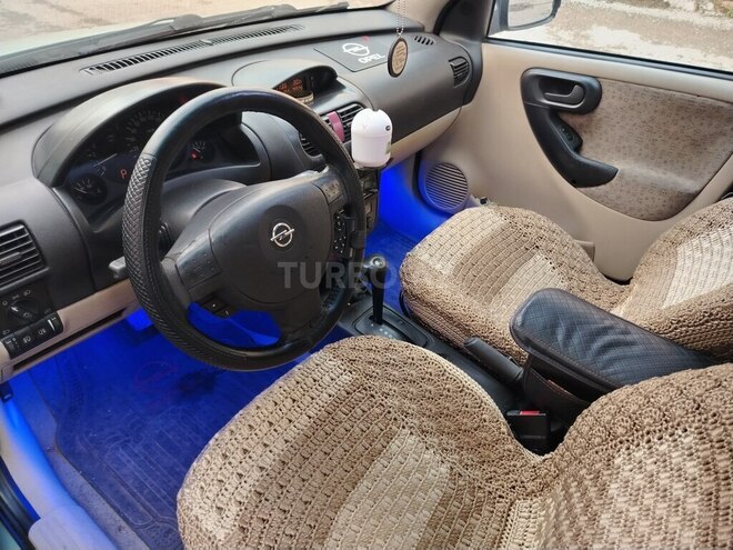 Opel Corsa-8