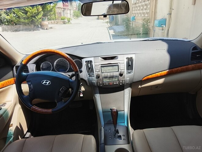 Hyundai Sonata-3
