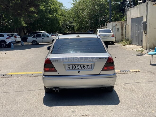 Mercedes C 220-2