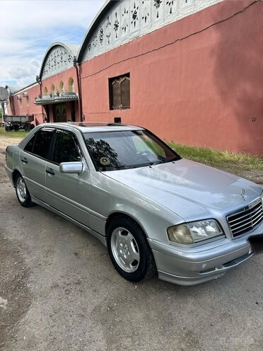 Mercedes C 230-4