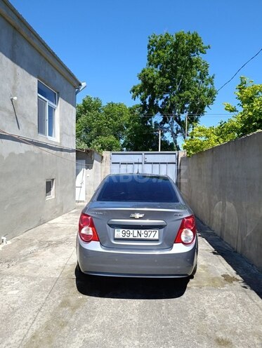 Chevrolet Aveo-2