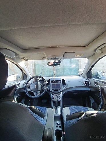 Chevrolet Aveo-9