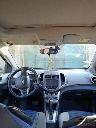 Chevrolet Aveo-4