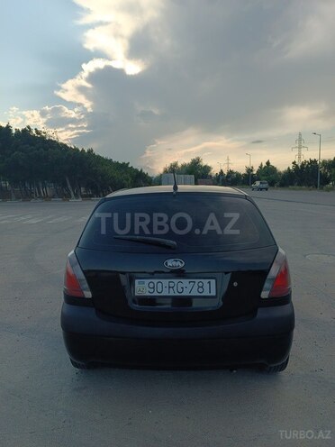 Kia Rio-4