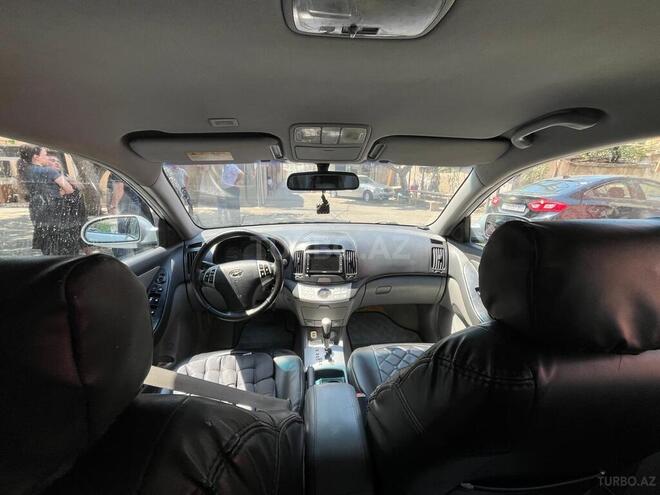 Hyundai Elantra-5