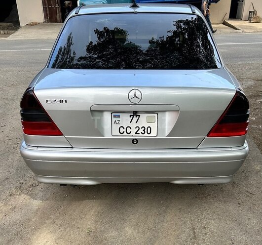 Mercedes C 230-6